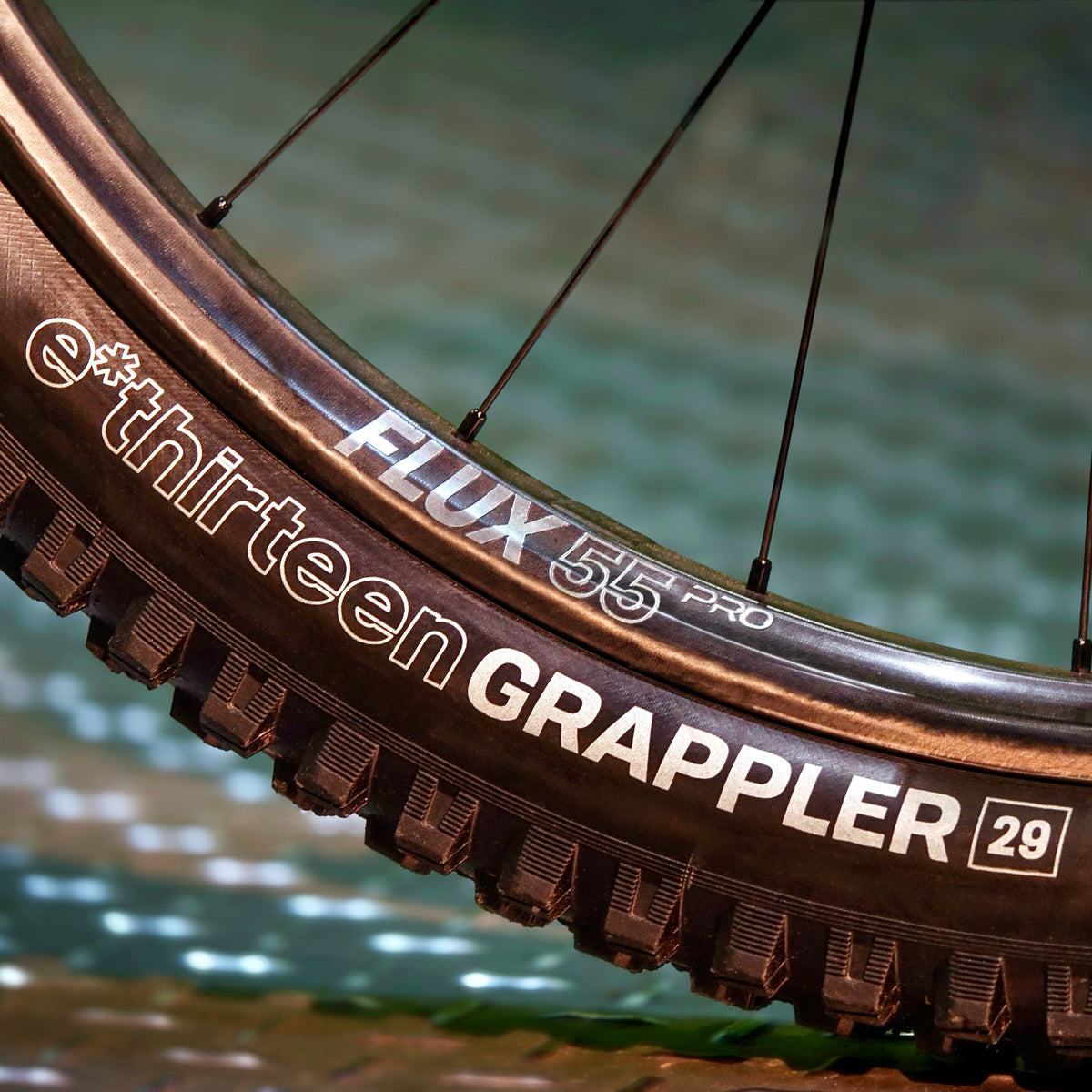 e*thirteen Grappler Tire 27.5 x 2.5 - Flux GR Casing (Mopo Compound)